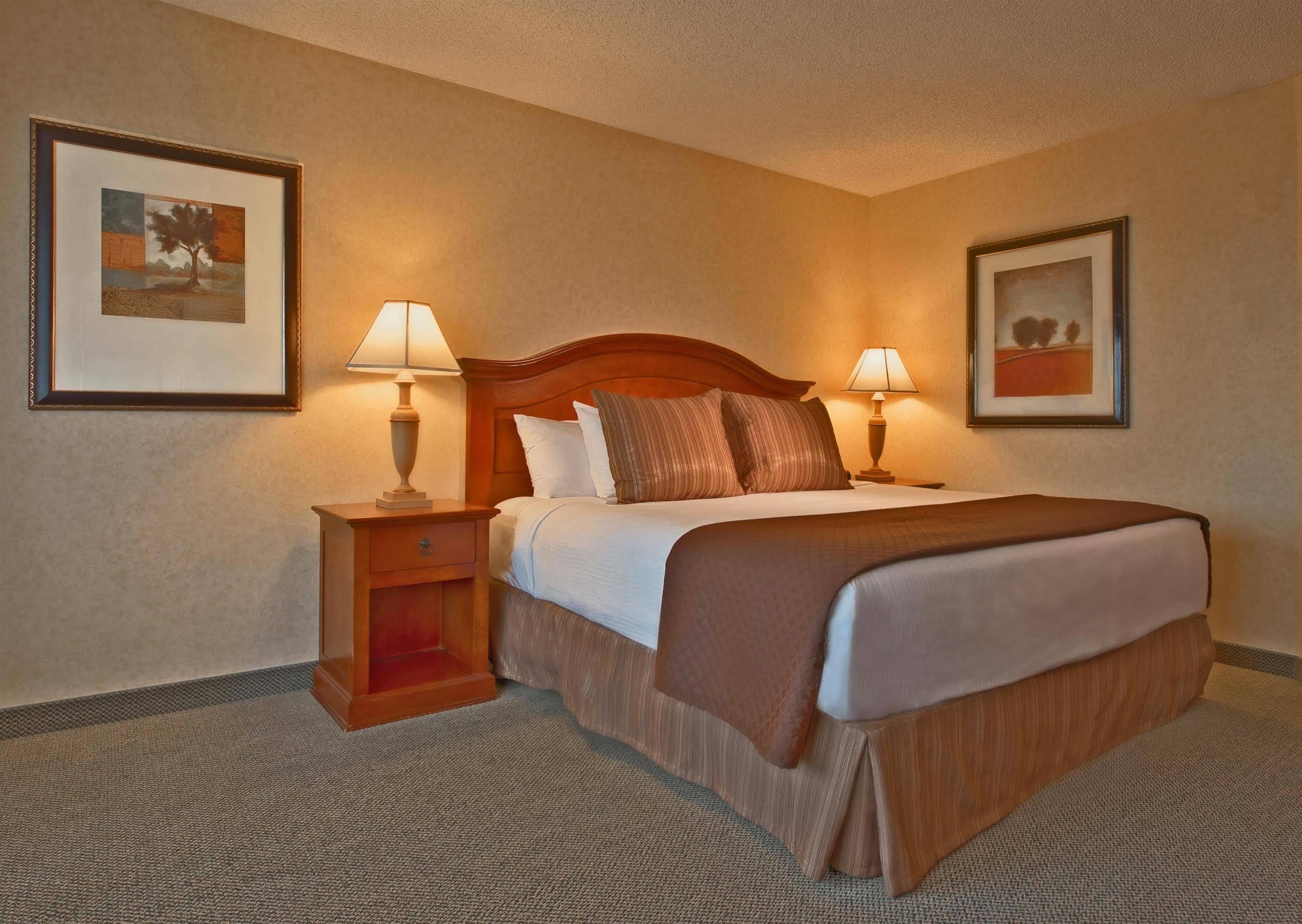 Red Lion Hotel Coos Bay Extérieur photo